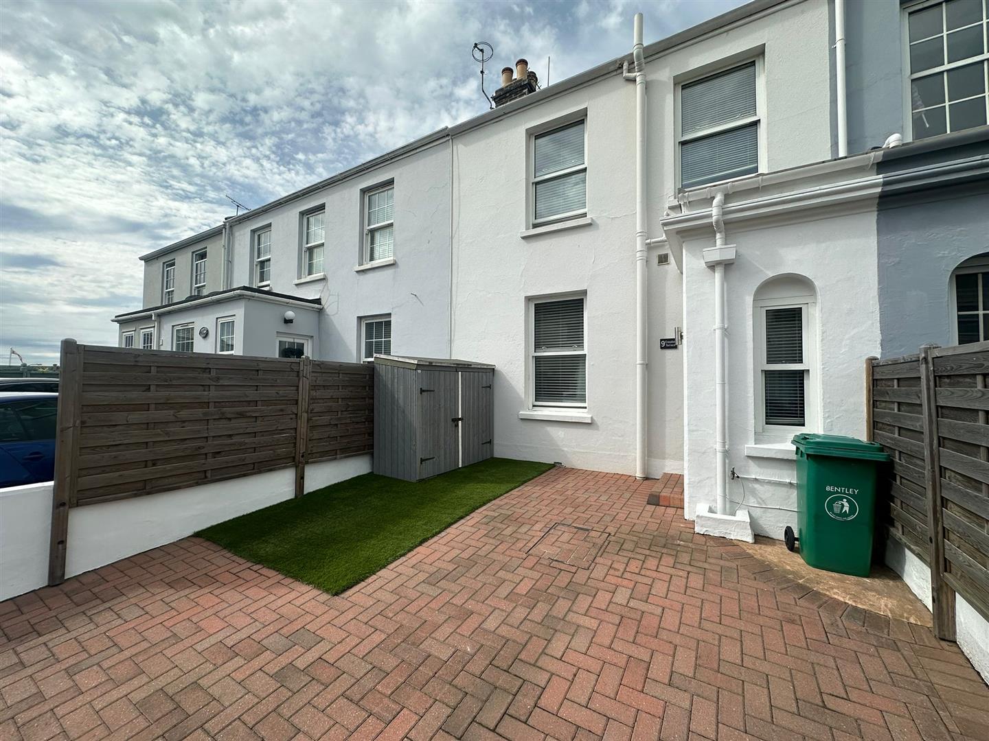 9 Croydon Terrace, Bellozanne Road, St. Helier